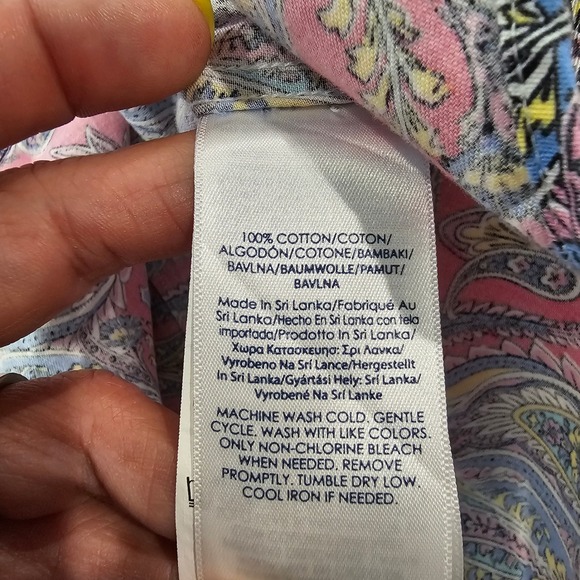 Chaps Womens Pink Paisley Print Button Down Shirt No Iron Long Sleeve Size M - Picture 6 of 6